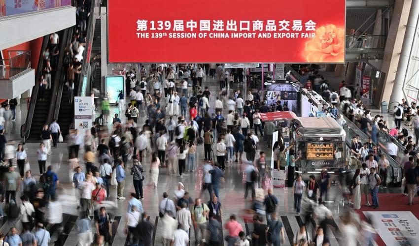 从世界工厂到全球市场 中国对外贸易的进取之道与对外承包工程的战略跃迁